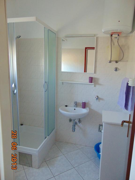 Apartments Borozan Vinišće Δωμάτιο φωτογραφία