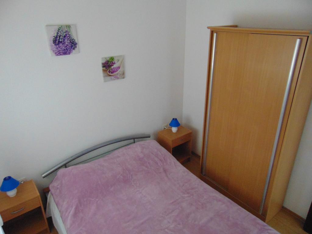 Apartments Borozan Vinišće Δωμάτιο φωτογραφία
