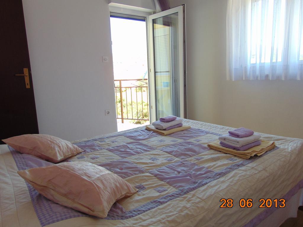 Apartments Borozan Vinišće Δωμάτιο φωτογραφία