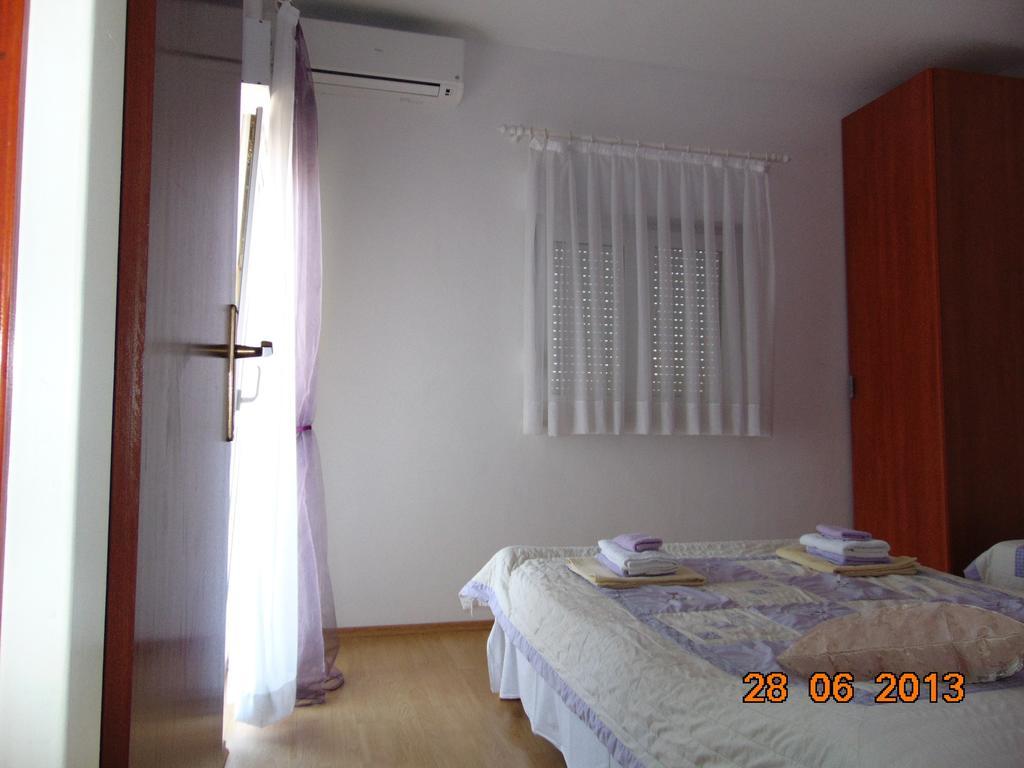 Apartments Borozan Vinišće Δωμάτιο φωτογραφία