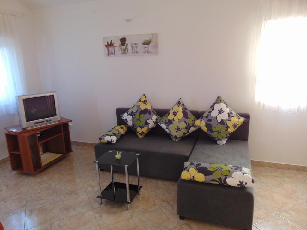 Apartments Borozan Vinišće Δωμάτιο φωτογραφία