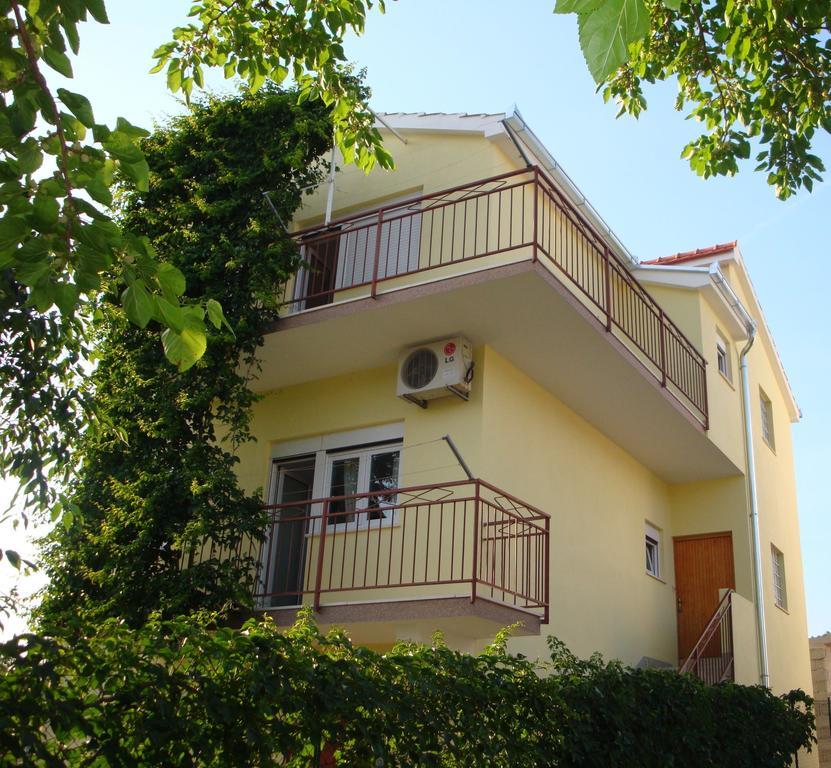 Apartments Borozan Vinišće Εξωτερικό φωτογραφία