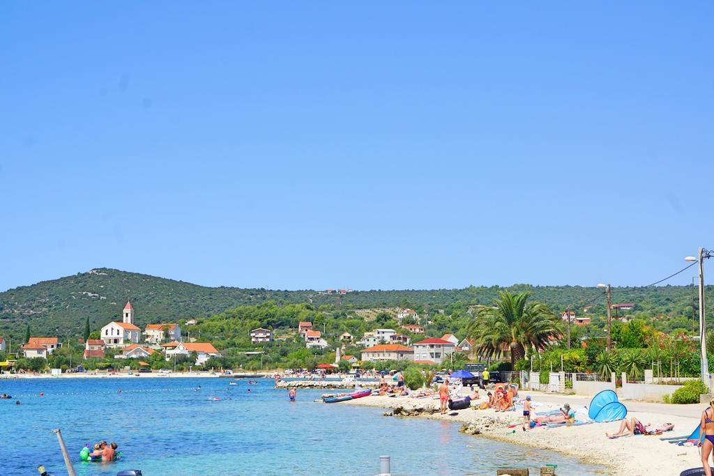 Apartments Borozan Vinišće Εξωτερικό φωτογραφία